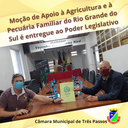 SINDICATO DOS TRABALHADORES RURAIS DE TRÊS PASSOS ENTREGA PEDIDO DE MOÇÃO DE APOIO À AGRICULTURA E À PECUÁRIA FAMILIAR